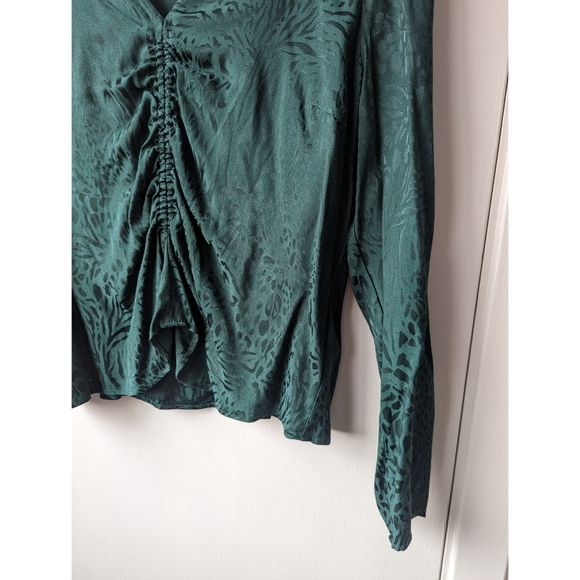 H&M Satin Jacquard Blouse - Picture 4 of 6